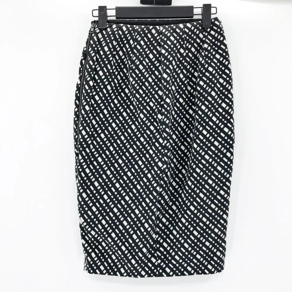 Express Women's Black and White Side Zip Pencil‎ Skirt Size 0